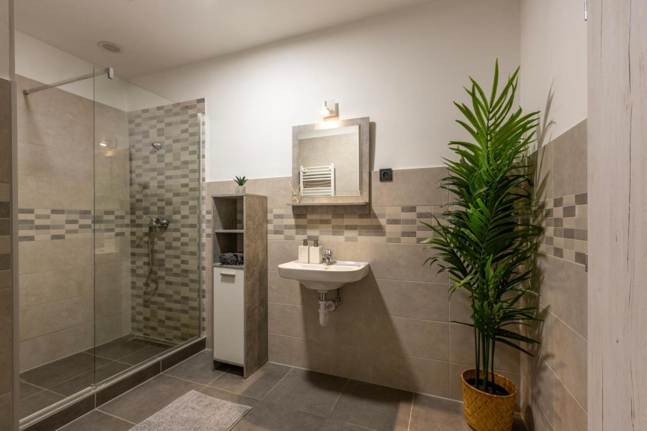 Apartman Deluxe By Bella *